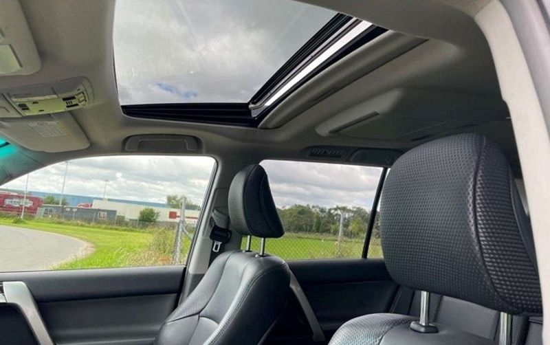 Toyota Land Cruiser • 2010 • 123,500 km 13