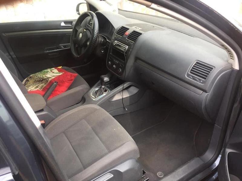 Volkswagen Golf • 2005 • 243,123 km 3