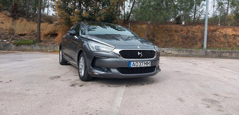 Citroën DS5 • 2016 • 200,000 km 1