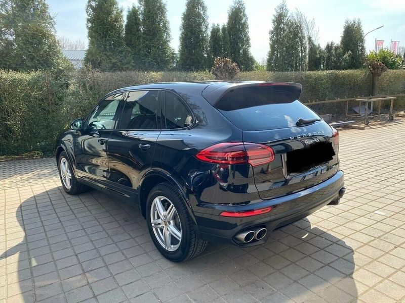 Porsche Cayenne • 2017 • 70,000 km 5