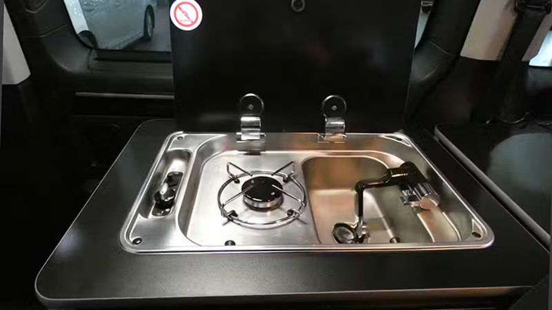 Peugeot 3008 • 2019 • 81,710 km 5