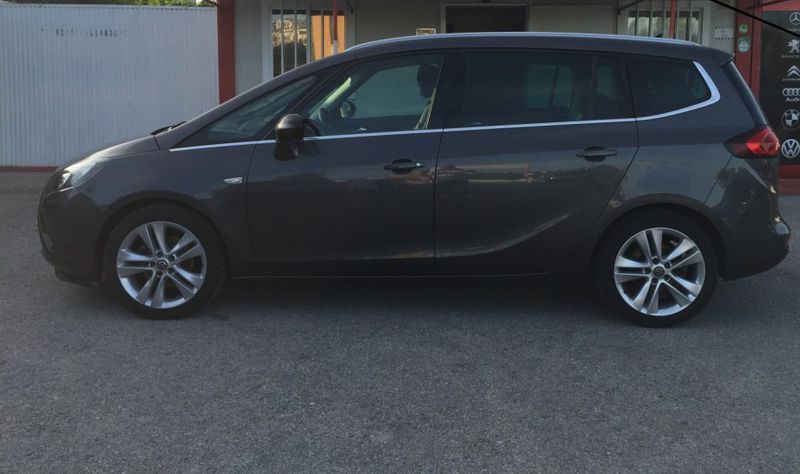 Opel Zafira • 2012 • 92,000 km 2