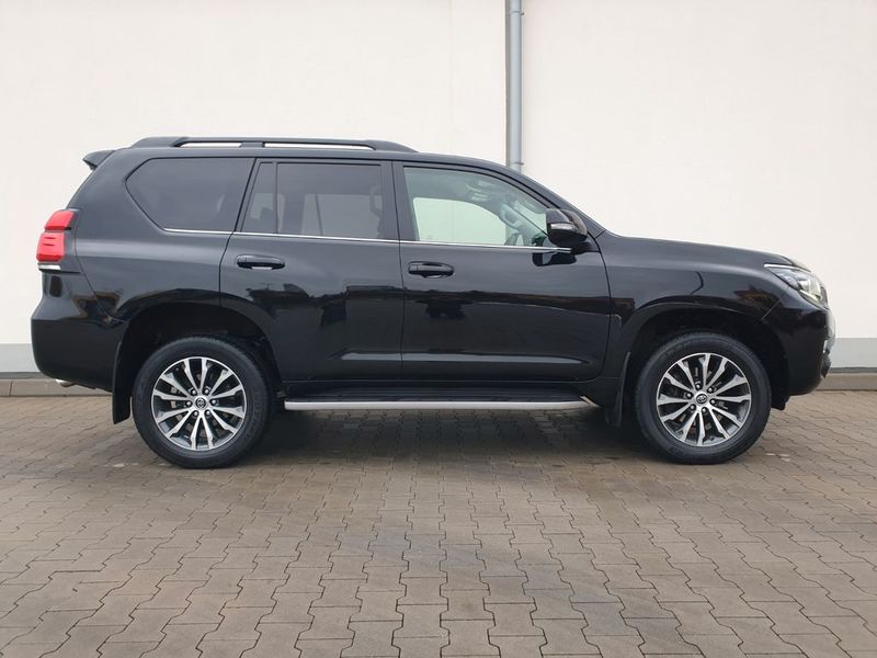 Toyota Land Cruiser • 2017 • 78,890 km 2