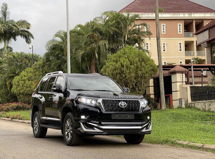 Toyota Land Cruiser • 2020 • 16 km 3