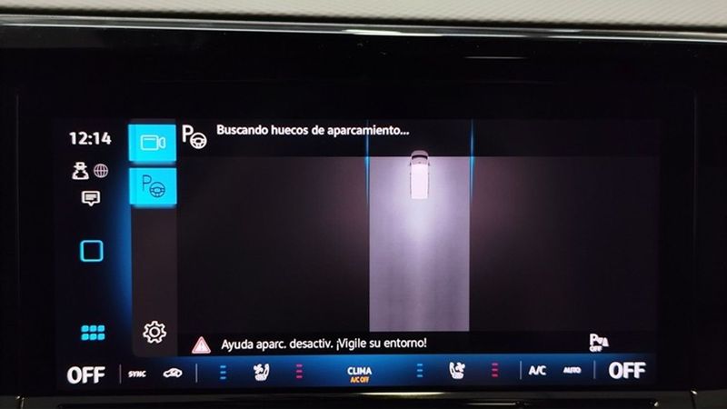 Volkswagen Multivan • 2024 • 3,979 km 13