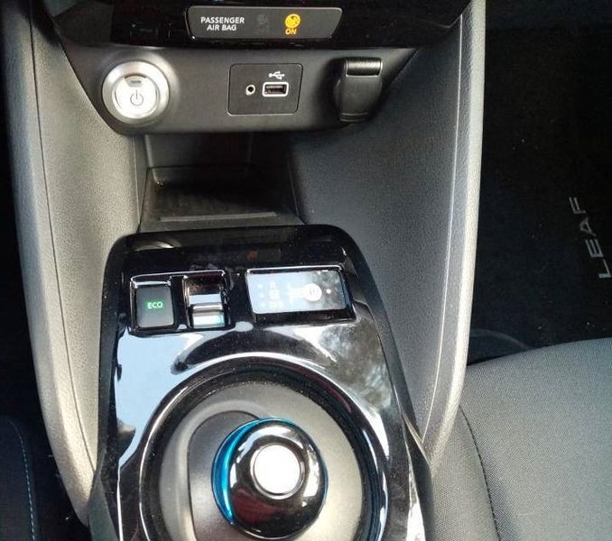 Nissan Leaf • 2019 • 5,000 km 2