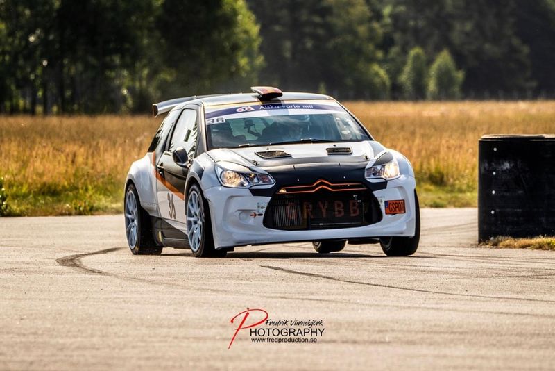 Citroën DS3 • 2015 • 1 km 4