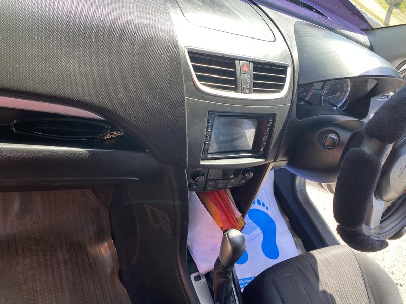 Suzuki Swift • 2012 • 91,198 km 4