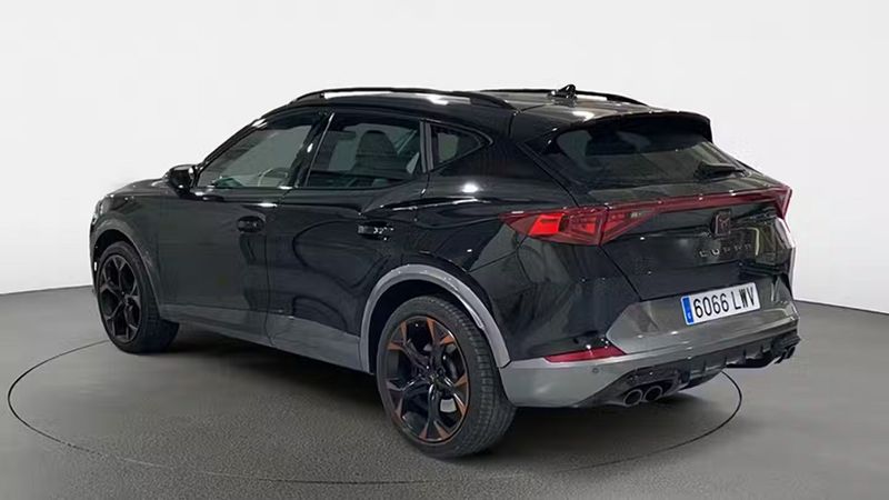 Seat Leon • 2022 • 50,503 km 10