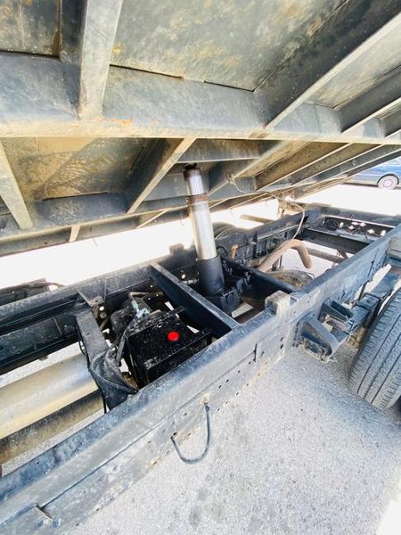 Mitsubishi Fuso canter • 1999 • 80,000 km 8