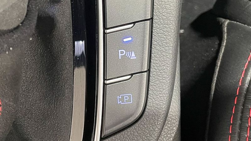 Hyundai i30 • 2023 • 17,928 km 7