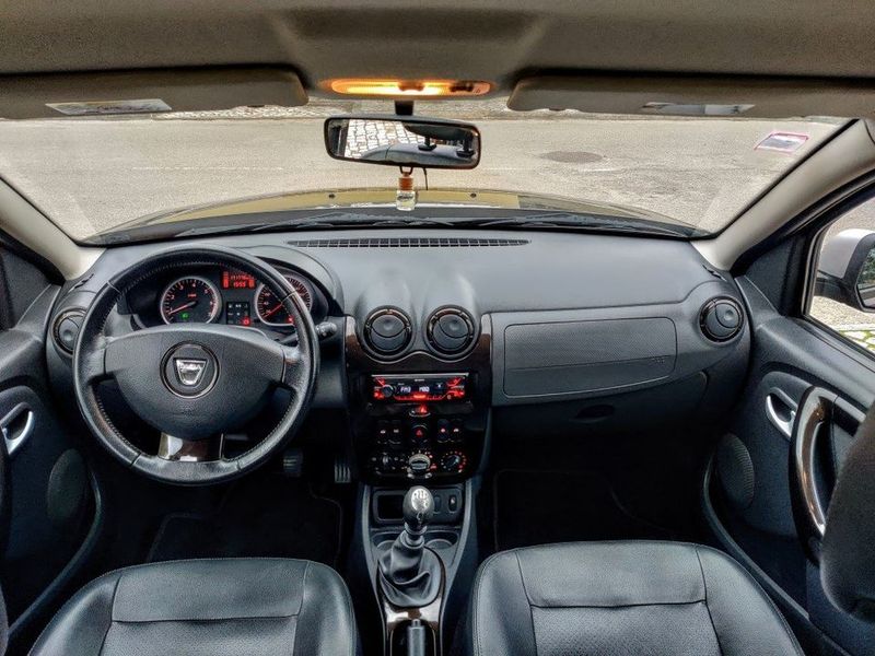 Dacia Duster • 2011 • 80,000 km 6