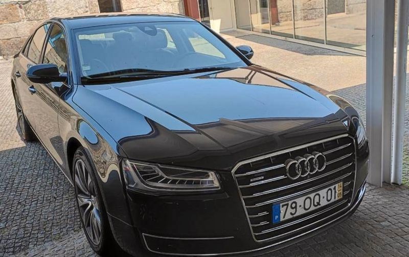 Audi A8 • 2014 • 399,999 km 1