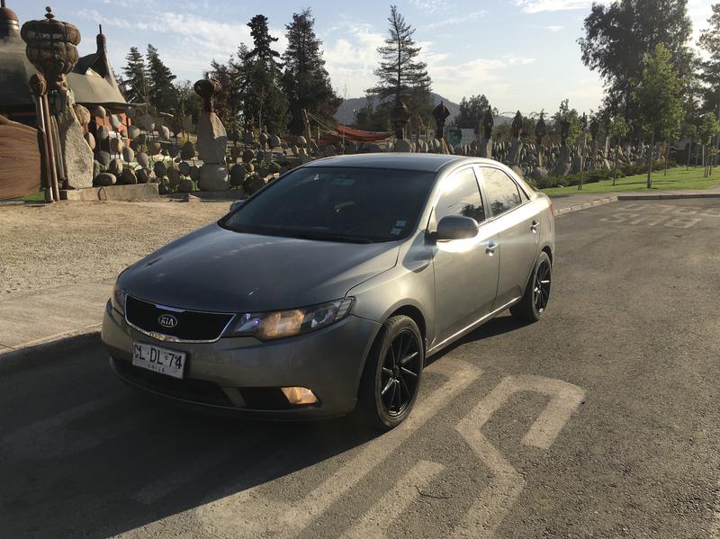 Kia Cerato • 2010 • 127,000 km 2