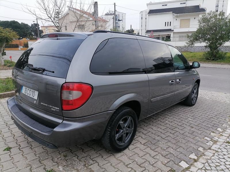 Chrysler Grand Voyager • 2009 • 89,000 km 4