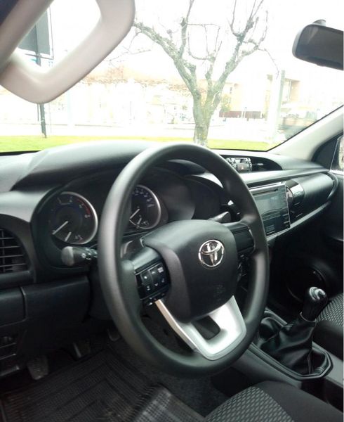 Toyota 4 Runner Limited • 2016 • 20,000 km 4