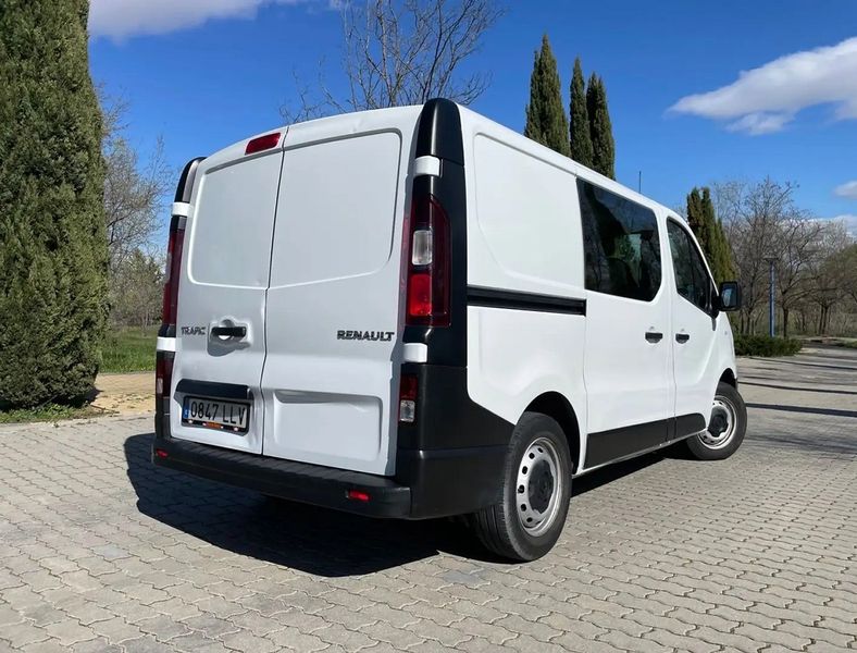 Renault 12 • 2021 • 165,000 km 2