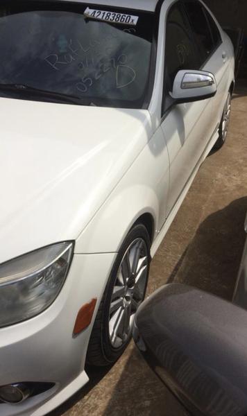 Mercedes-Benz 200 - 300 • 2009 • 160,000 km 4