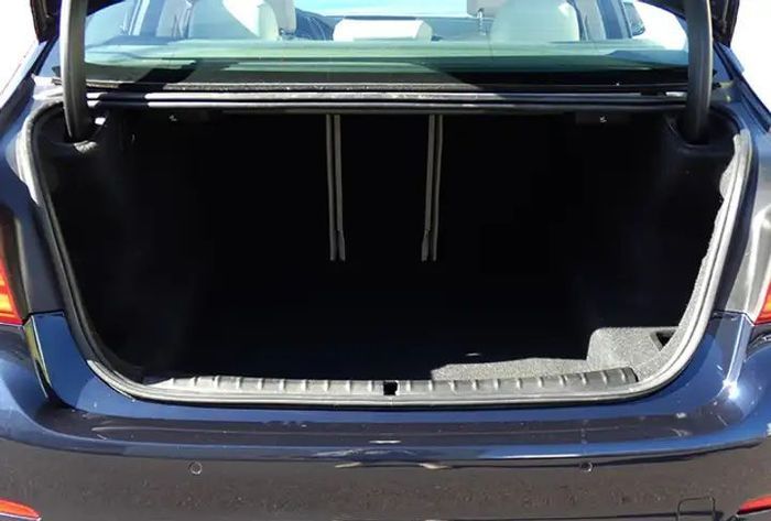 BMW 5 Series • 2020 • 51,000 km 5