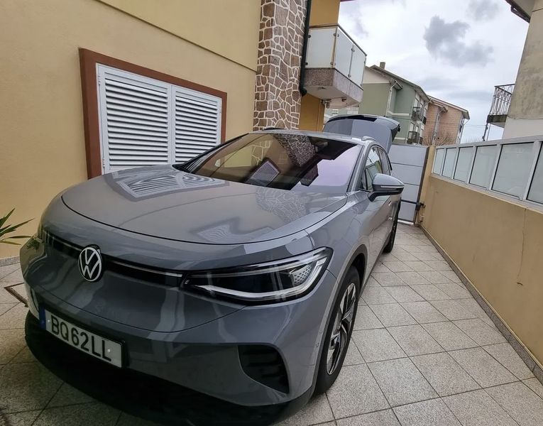 Volkswagen ID.4 • 2025 • 4,340 km 1