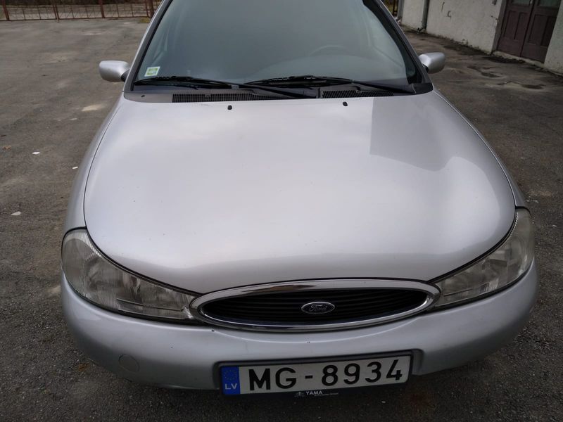 Ford Mondeo Combi • 1998 • 136,000 km 2