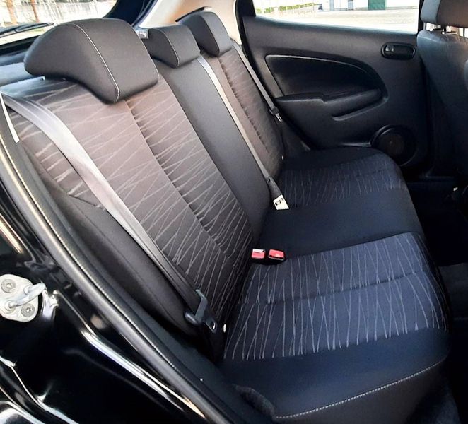 Mazda 2 • 2008 • 129,000 km 6