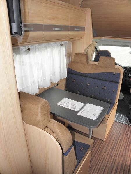 Fiat Ducato • 2011 • 74,000 km 9