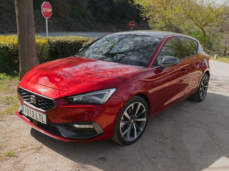 Seat Leon • 2021 • 32,500 km 1