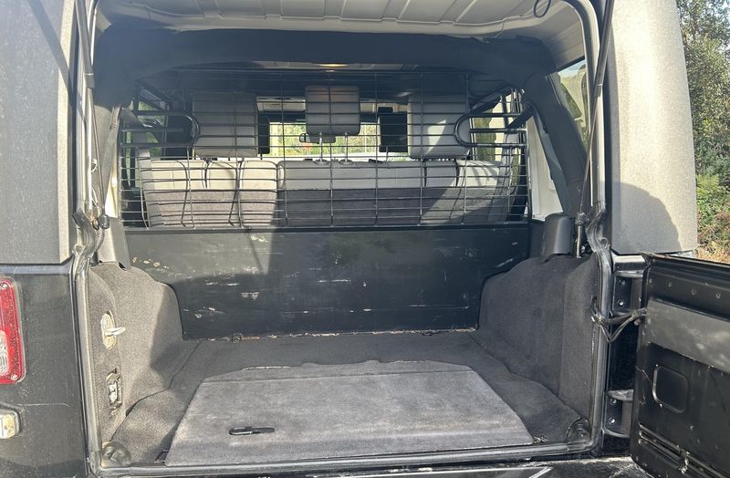 Jeep Wrangler • 2010 • 160,000 km 3