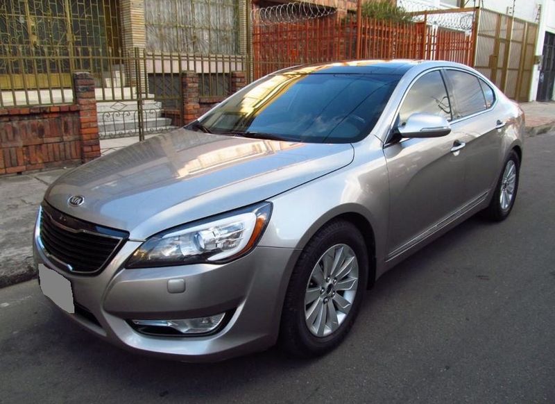 Kia Cadenza • 2011 • 149,000 km 1