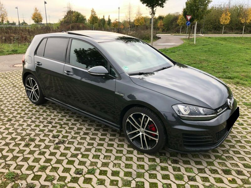 Volkswagen Golf • 2015 • 169,000 km 5