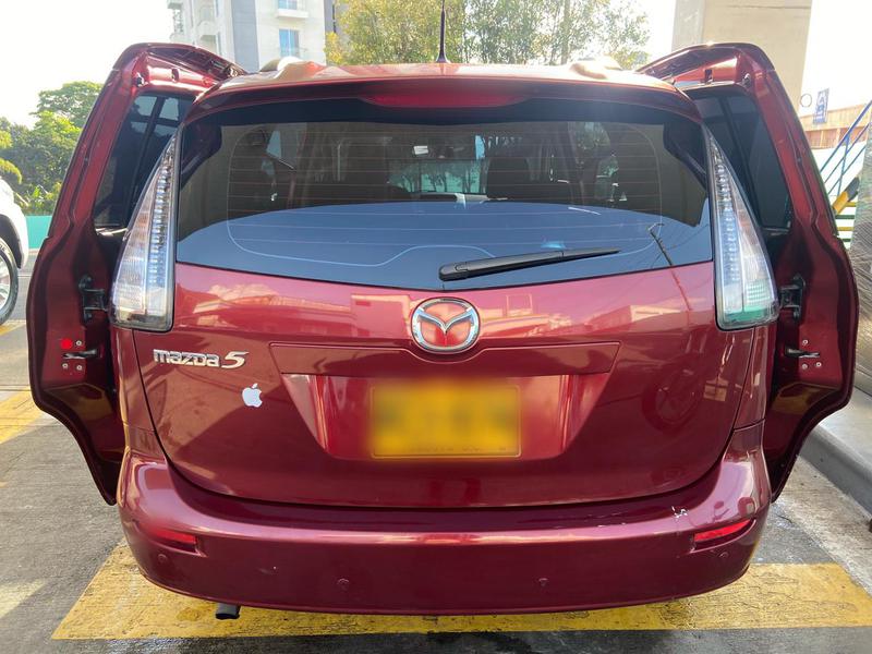 Mazda 5 • 2010 • 68,000 km 6