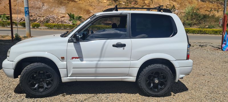 Chevrolet Grand Vitara • 2007 • 191,000 km 5