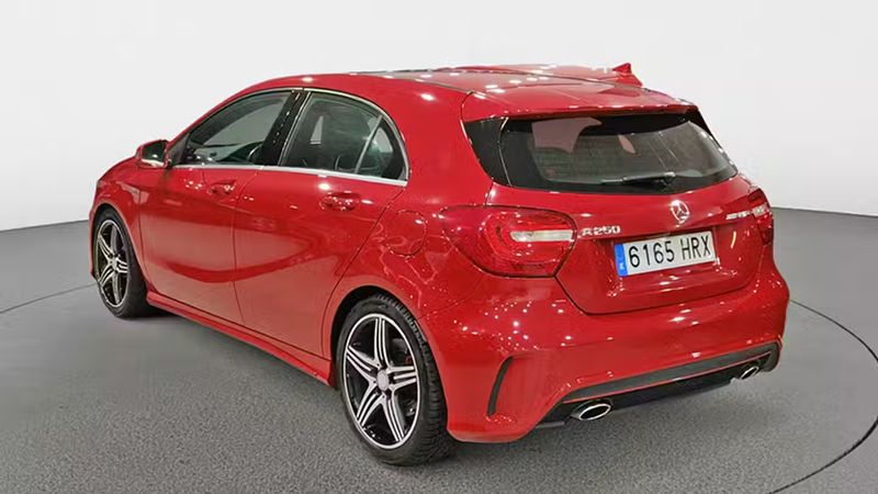 Mercedes-Benz A-Class • 2013 • 68,690 km 4