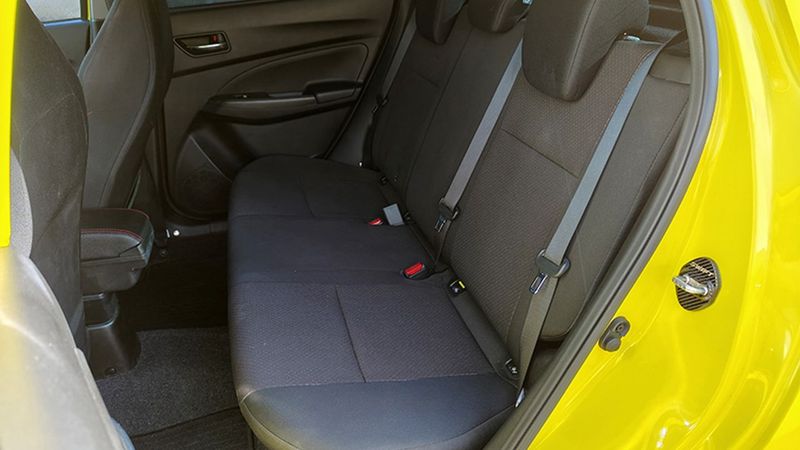 Suzuki Swift • 2023 • 27,000 km 18