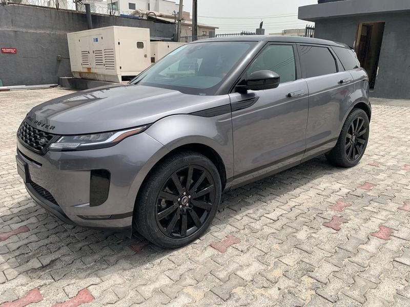 Land Rover Range Rover Evoque • 2020 • 14 km 1