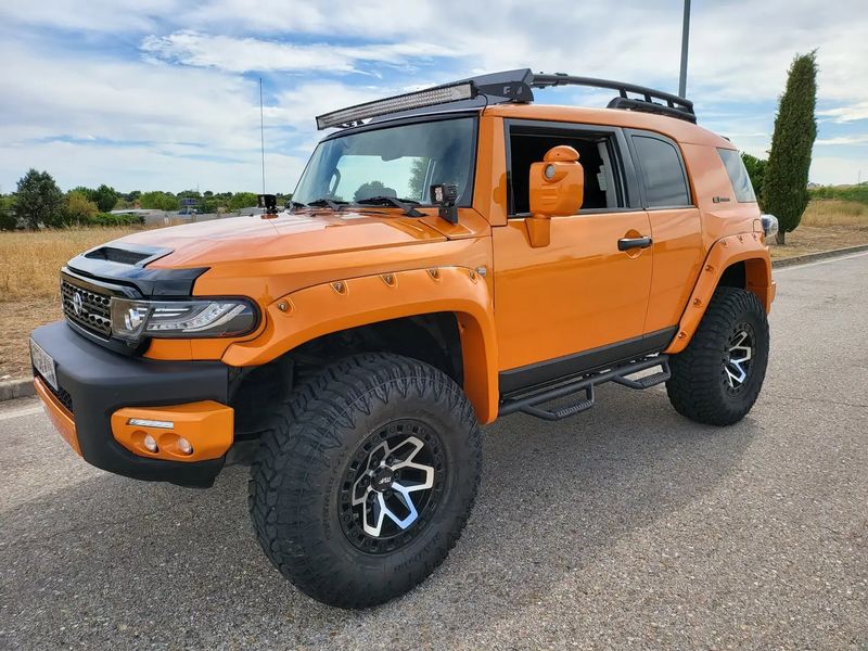 Toyota FJ Cruiser • 2007 • 200,000 km 3