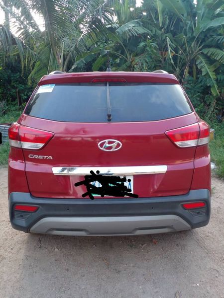 Hyundai Creta • 2020 • 37,000 km 3
