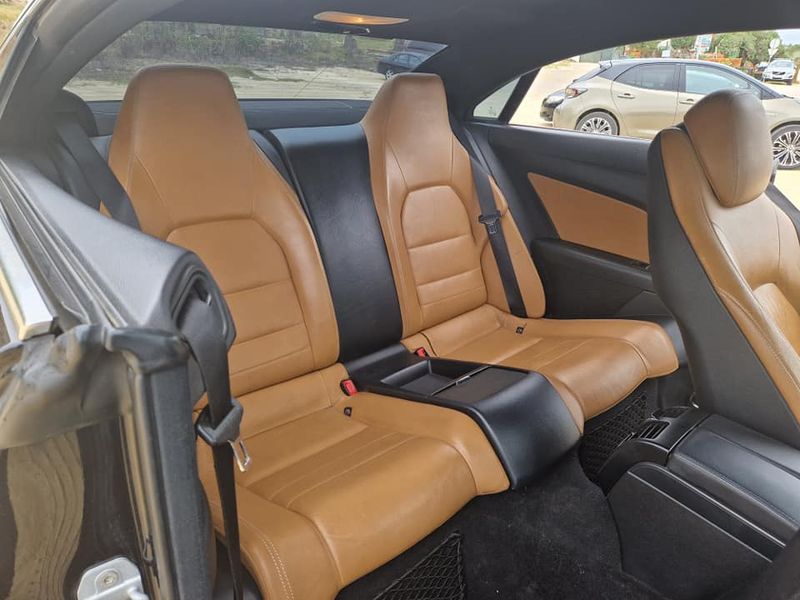 Mercedes-Benz E-Class • 2009 • 218,000 km 8