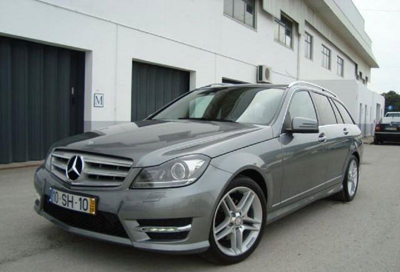 Mercedes-Benz 260 - 560 SE • 2013 • 16,500 km 1