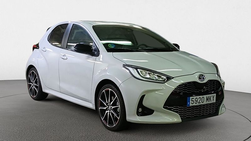 Toyota Yaris • 2023 • 7,088 km 25