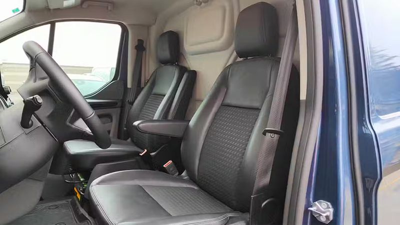 Ford Transit Custom • 2021 • 60,269 km 12