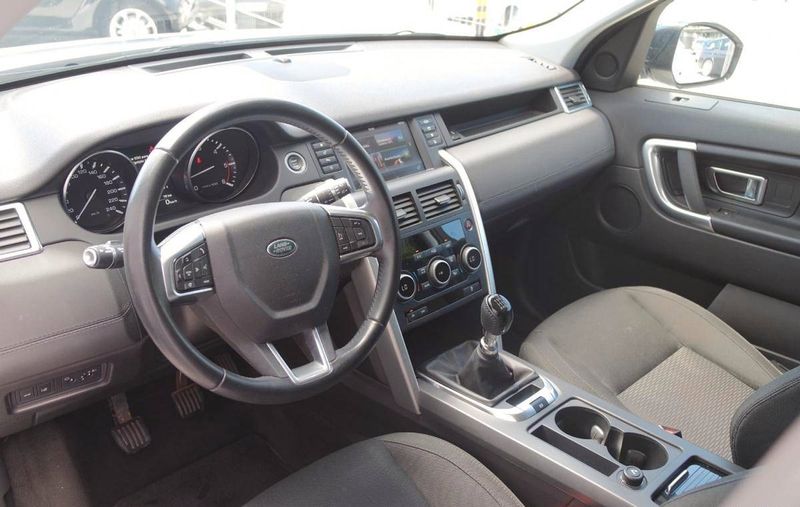 Land Rover Range Rover • 2016 • 40,000 km 3