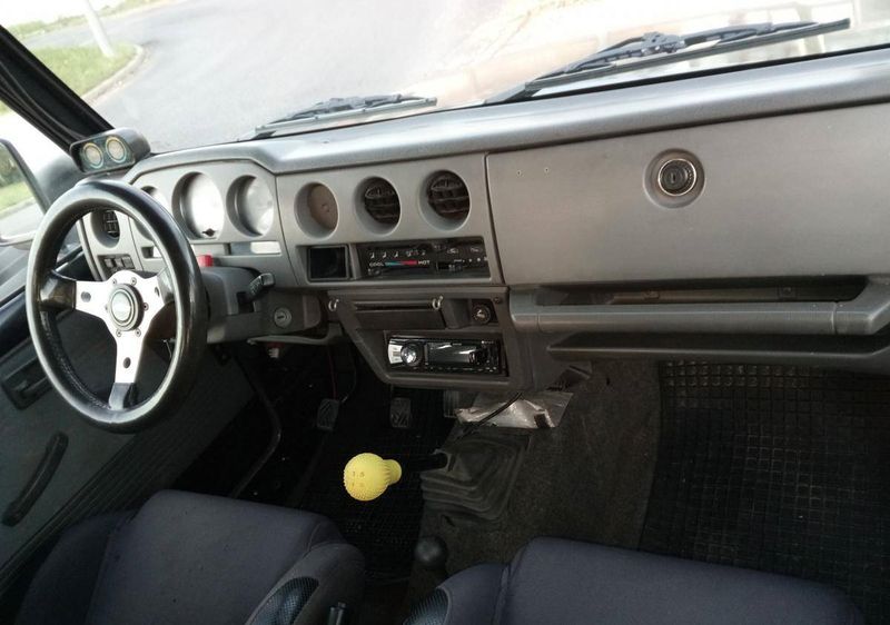 Suzuki Samurai • 1998 • 97,000 km 3
