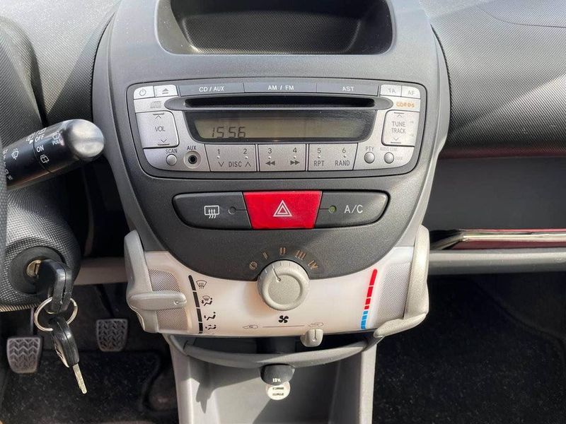 Peugeot 107 • 2006 • 153,000 km 3