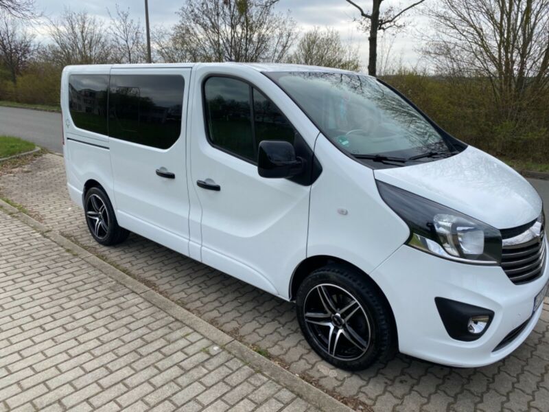 Opel Vivaro • 2018 • 104,000 km 6