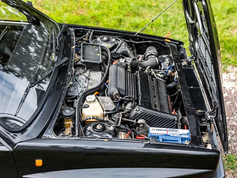 Oldsmobile LSS • 1990 • 100,500 km 5