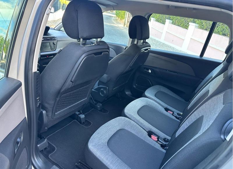 Citroën C4 • 2013 • 190,000 km 4