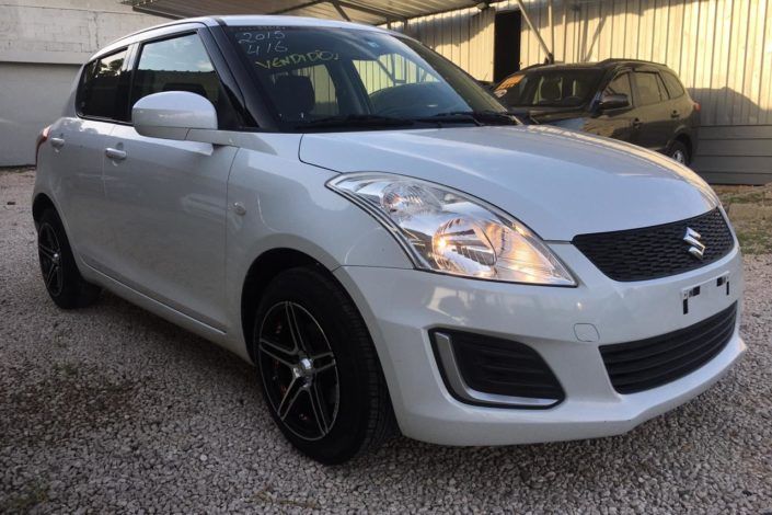 Suzuki Swift • 2017 • 50,000 km 1