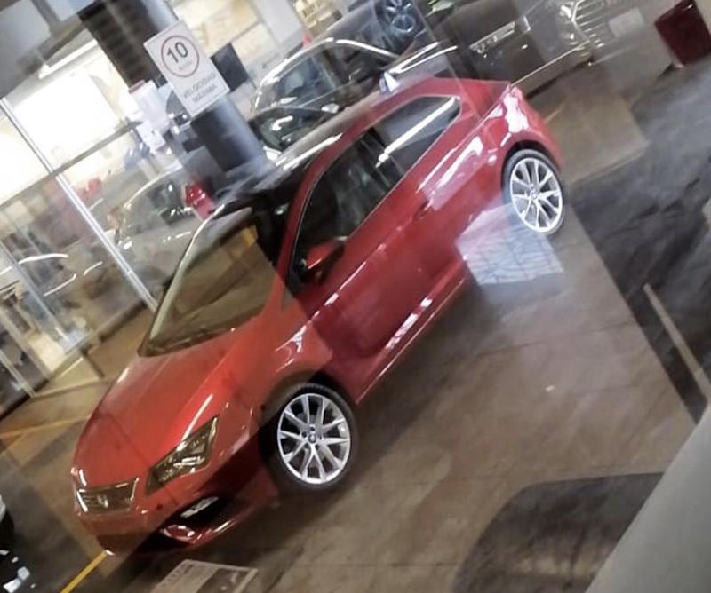 Seat  • 2018 • 33,000 km 1